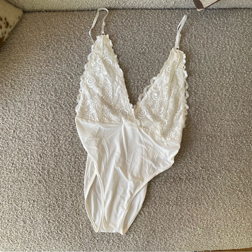 Zanzea White Lace Bodysuit
